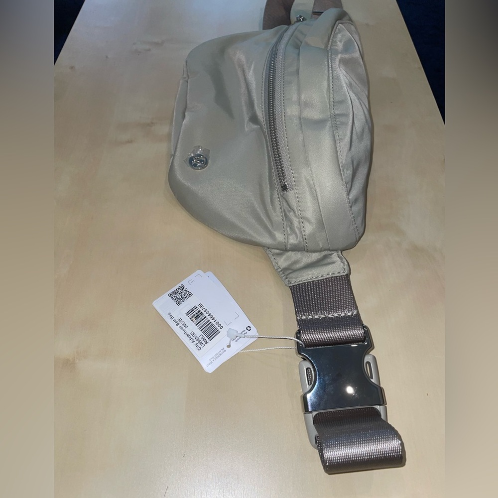 Lululemon City Adventurer Belt bag